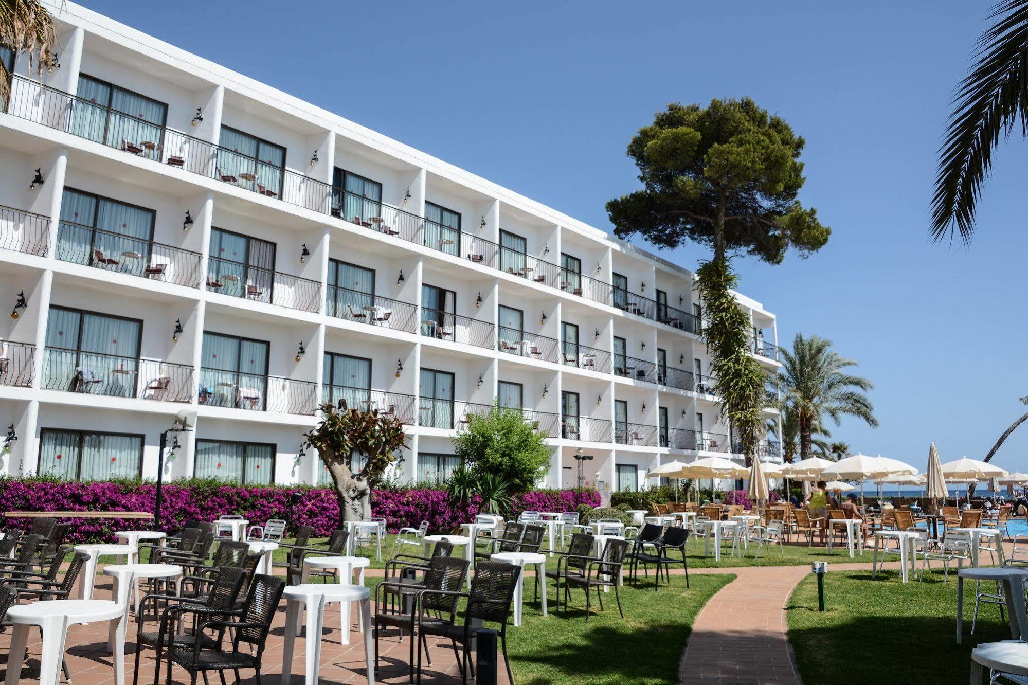 Catalonia Ses Estaques - Adults Only Hotel Santa Eularia des Riu Exterior photo